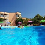Alkionis Hotel Moraḯtika