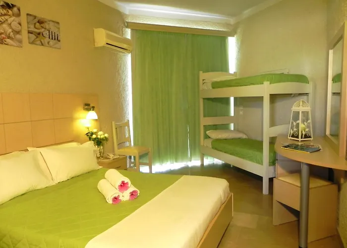 Alkionis 3* Moraḯtika