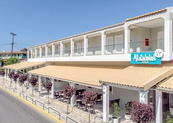 Alkionis 3* Moraḯtika